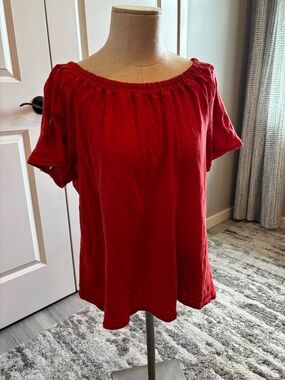 Anthropologie Women’s Red On- or Off-Shoulder Short Sleeve Top